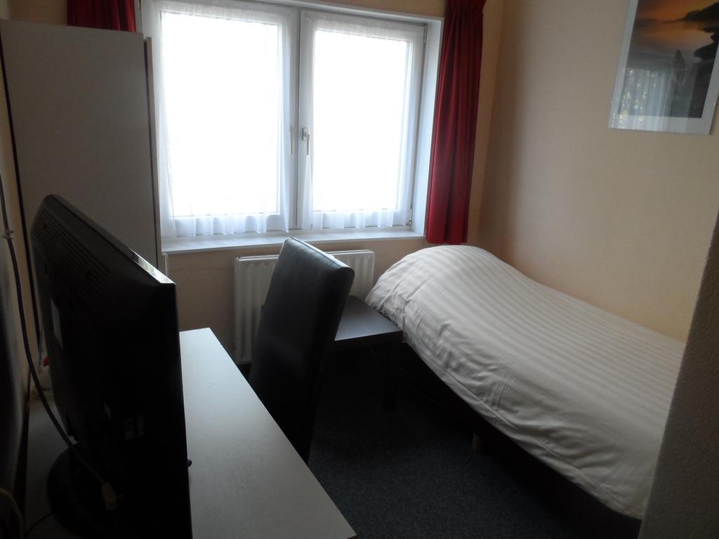 Hulsebos Hotel Zuidbroek Habitación foto